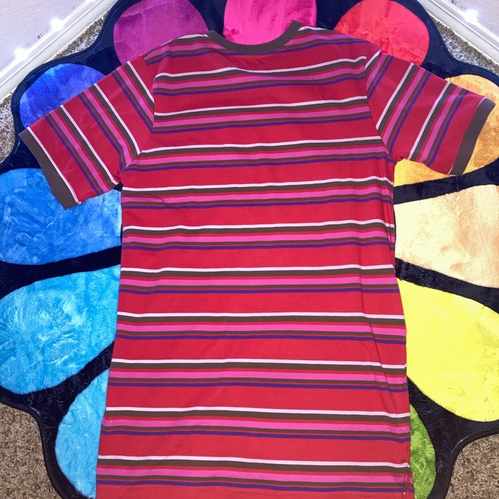 Size small red baggy shirt